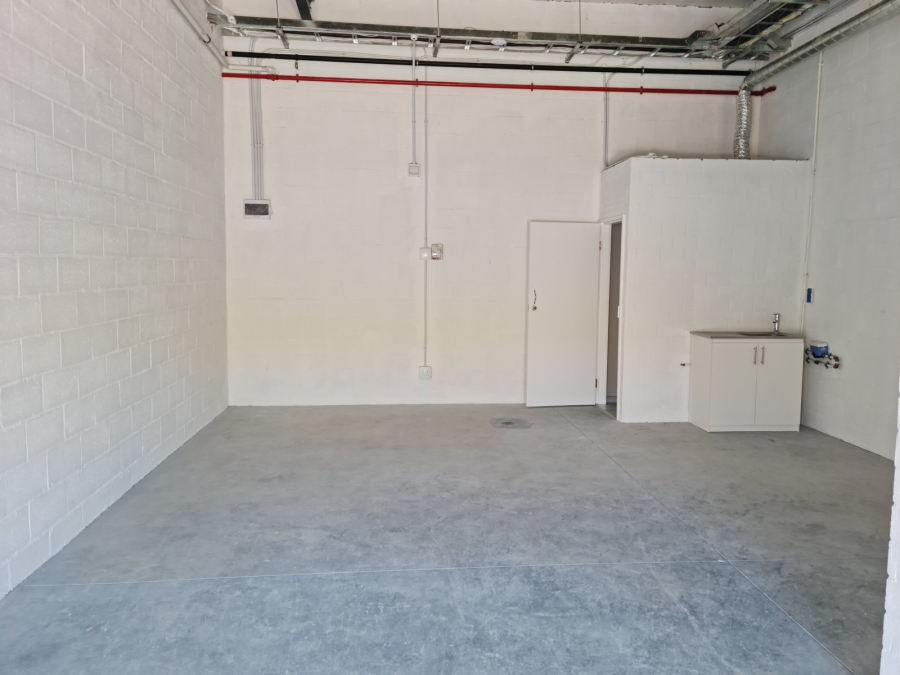 To Let Commercial Property for Rent in Asla Park Western Cape